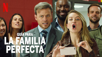 El manual de la familia perfecta (2021)